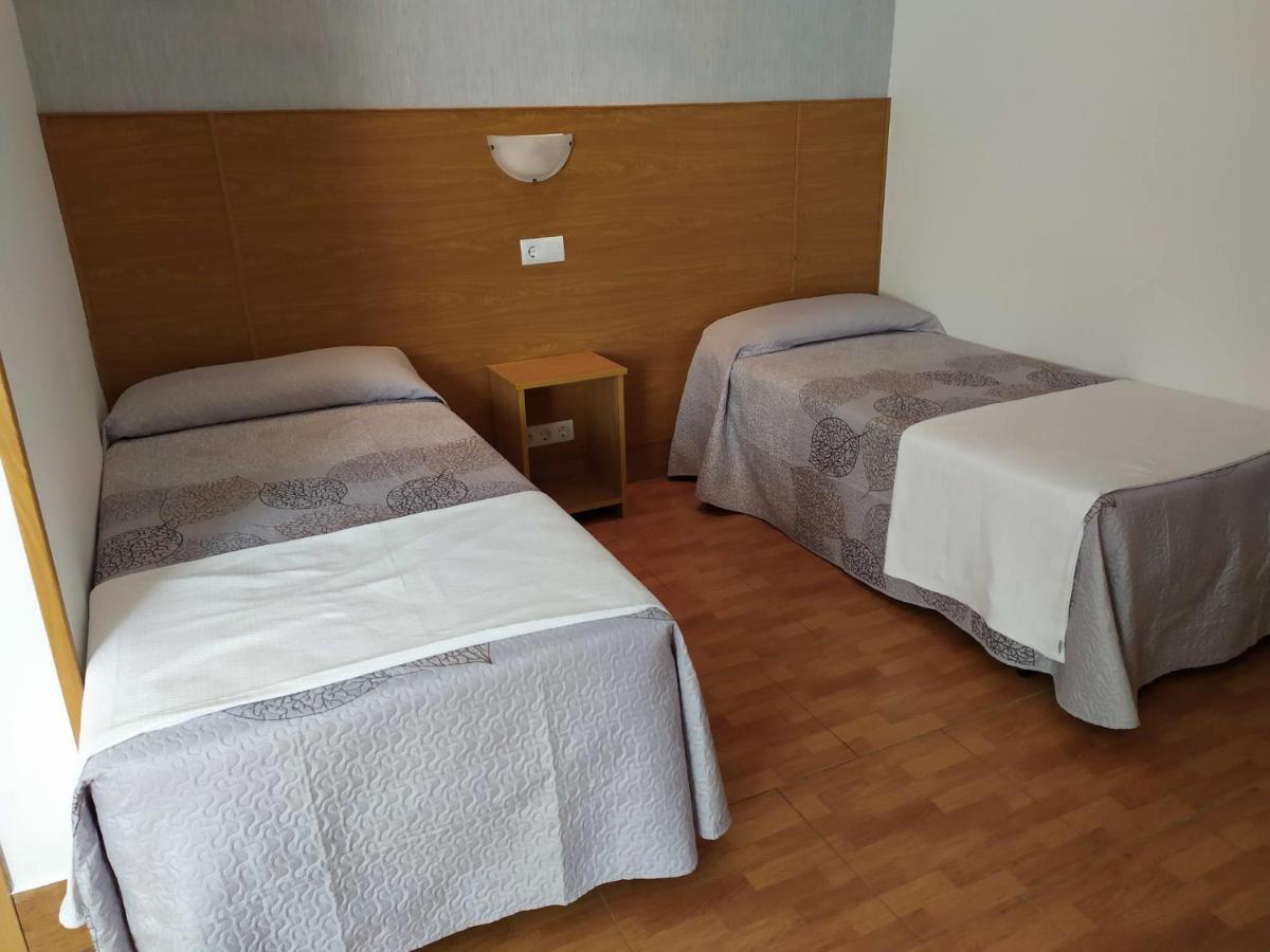 Hotel Santa Cristina Пола де Лена Екстериор снимка