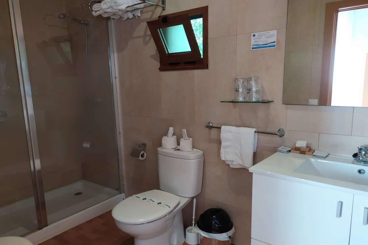 Hotel Santa Cristina Пола де Лена Екстериор снимка